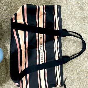 Victoria’s Secret beach bag